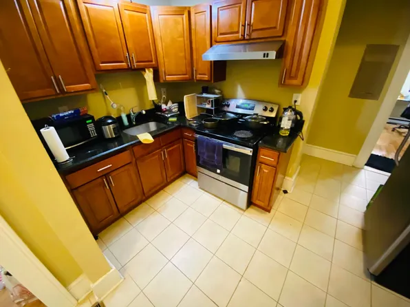 (undisclosed Address), New Haven, CT 06511