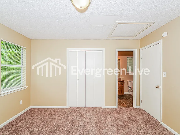 5815 Willow Crest Dr — Photo 13