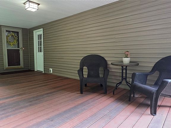 5th image of 10662 Tannery Creek Rd