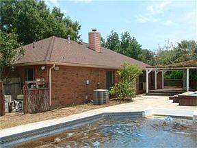 2nd image of 305 Edelweiss Dr