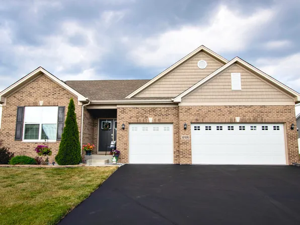 10431 Pine Ln, Saint John, IN 46373