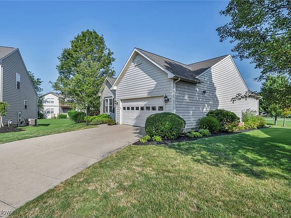 3rd image of 278 Deep Creek Cir