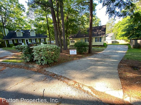 2nd image of 26 Eastgrove Ct