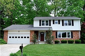 Brandywood 4BR, 2.5BA colonial w/so many updates!