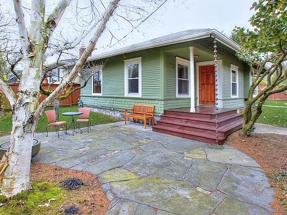 2nd image of 8503 4th Ave NE