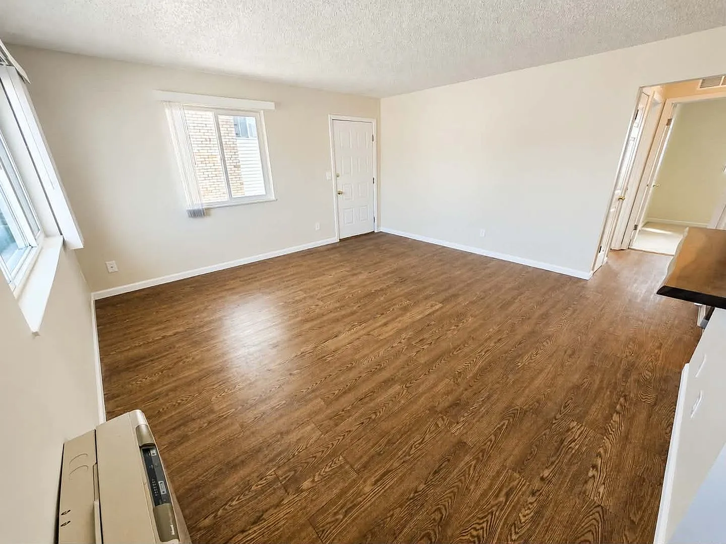 3024 Denver St — Photo 3