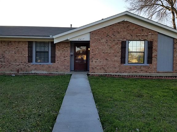 4th image of 2617 Sam Houston Dr