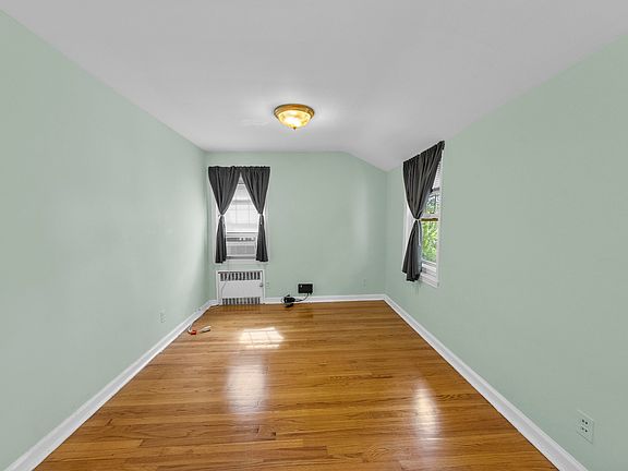 4th image of 563 Art Ln Floor 2