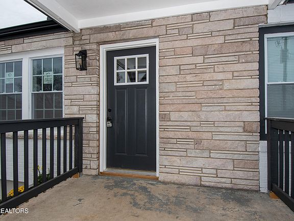 3rd image of 2419 Cecil Ave