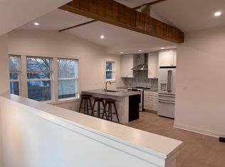 1234 Wesley Ave, Evanston, IL 60202