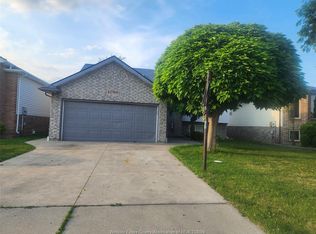 12769 Lemire St, Tecumseh, ON N8N4V9