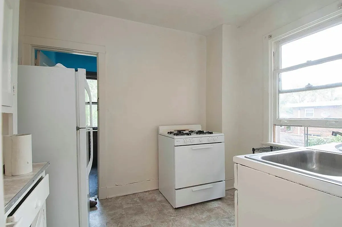 2 bed, 1000 sqft, $1,495 — Photo 4