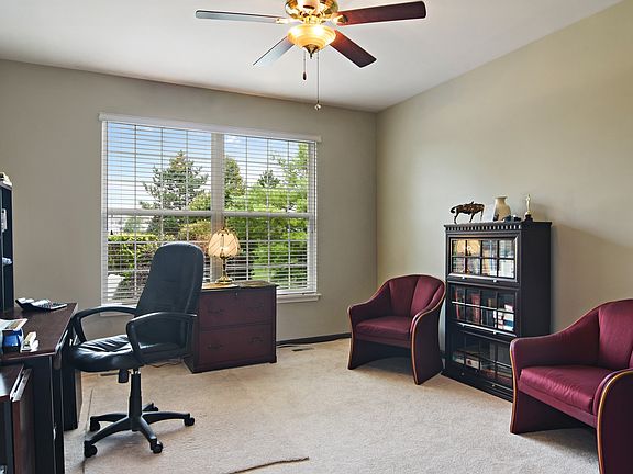 5th image of 1684 Cypress Pointe Dr