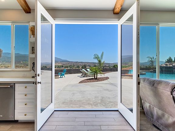 4th image of 42887 Lindsay Cir #1