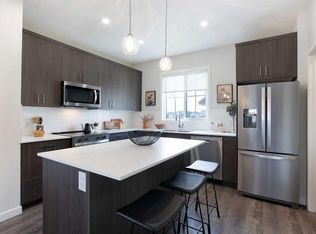 1750 S Rangeview Dr SE #404, Calgary, AB T3S0C9