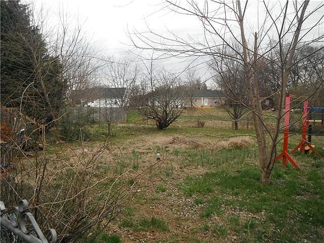 2nd image of 2806 Rocking Horse Ln