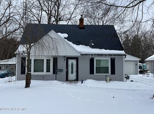 6015 Livingston Dr, Toledo, OH 43613