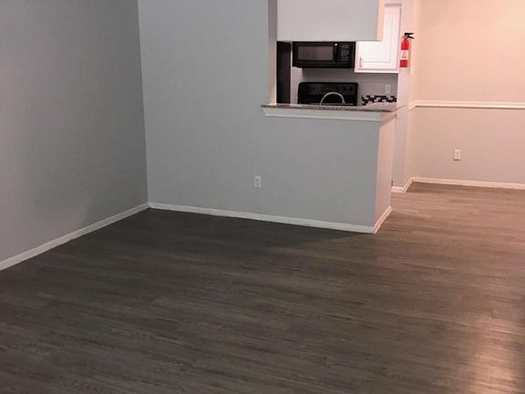5th image of 10050 Westpark Dr APT 1207