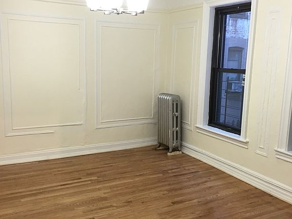 2nd image of 307 Eastern Pkwy APT 1C
