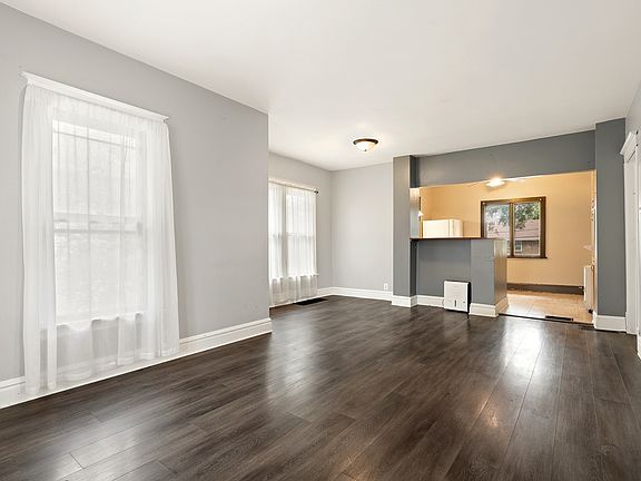 4th image of 409 Linden Ave
