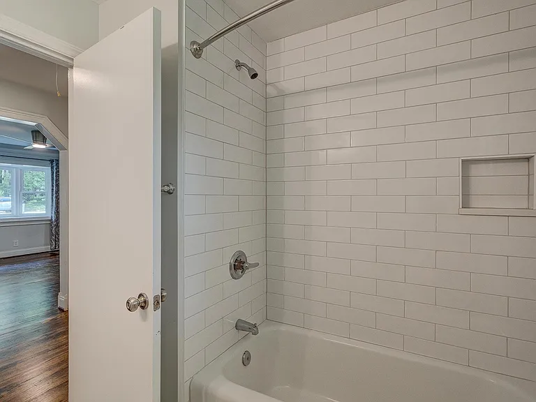 Hall Bathroom (Full Bath with Tub)
New Subway Tile