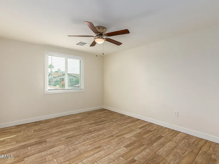 13838 N 37th Way — Photo 19