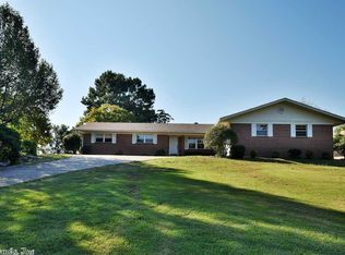 1208 View St, Morrilton, AR 72110