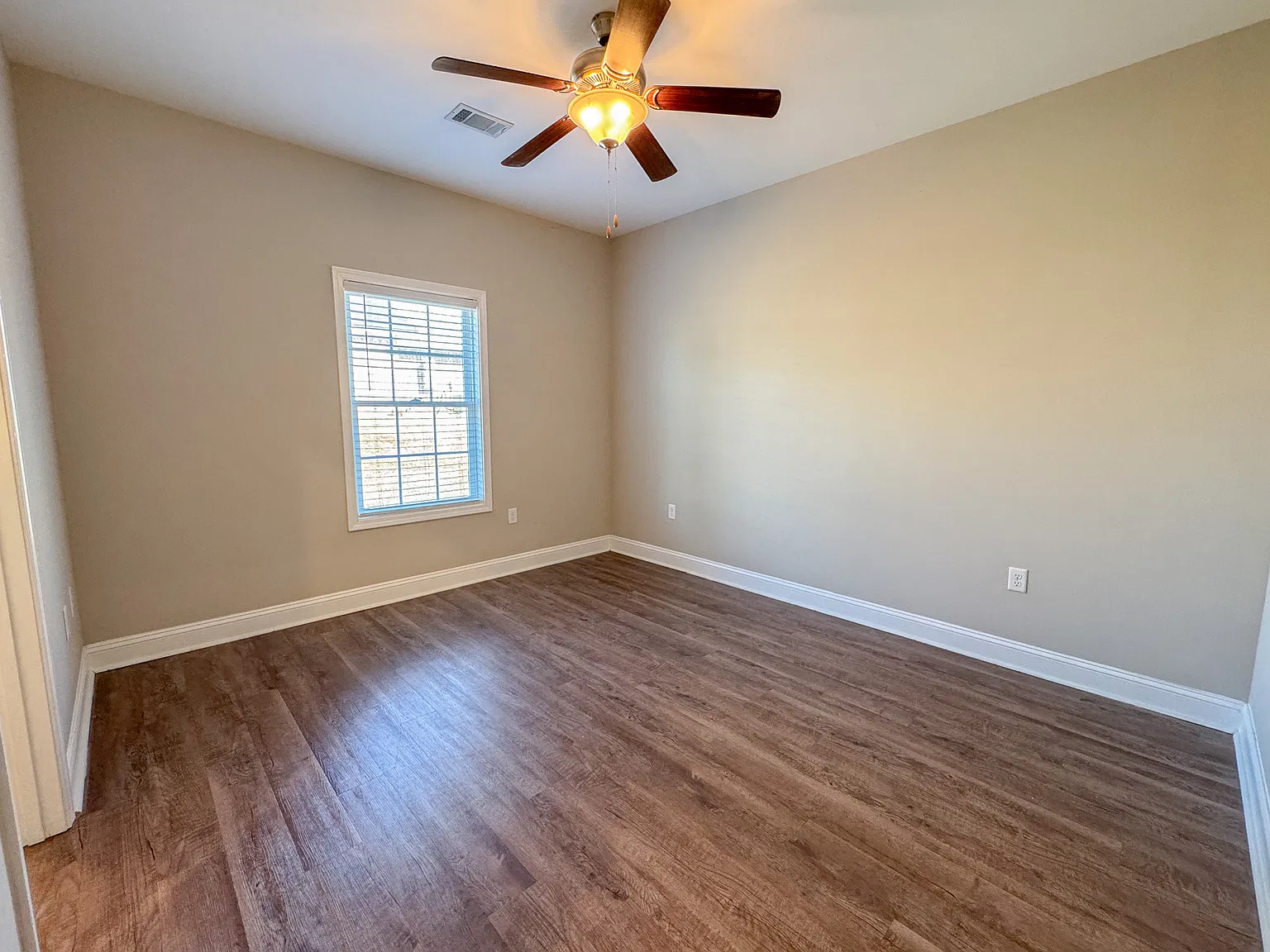104 Waybill Circle - 1 — Photo 2