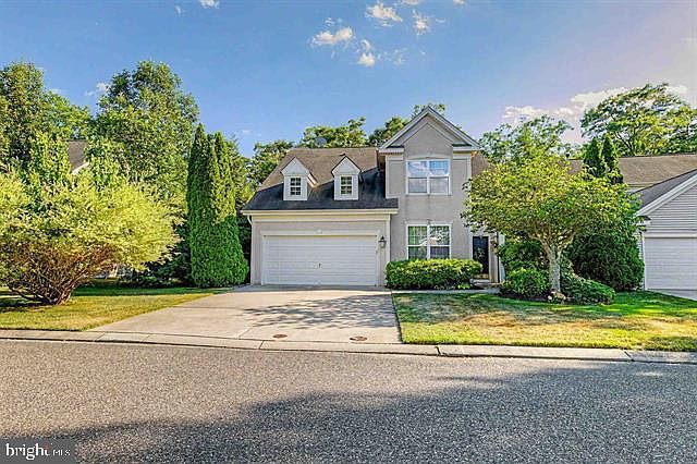 1st image of 684 Jupiter Hills Ln
