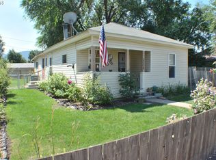 2008 E Q Ave, La Grande, OR