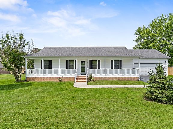 2nd image of 517 Imperial Dr