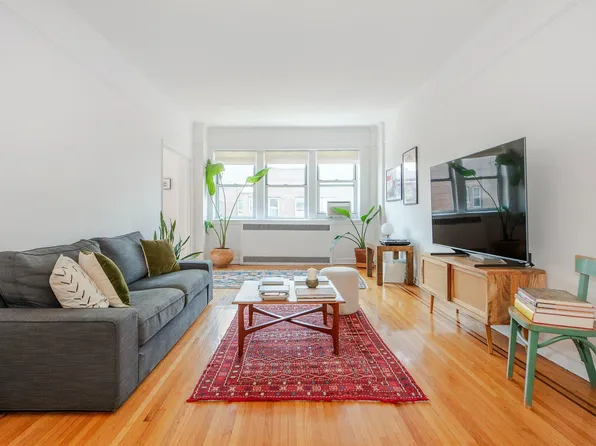 86-10 34th Avenue UNIT 613, Jackson Heights, NY 11372