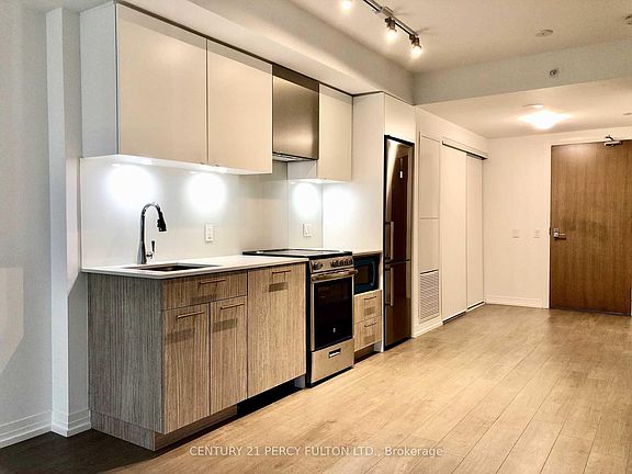 4th image of 251 Jarvis St #839