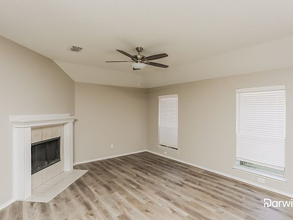 5th image of 500 Ryan St