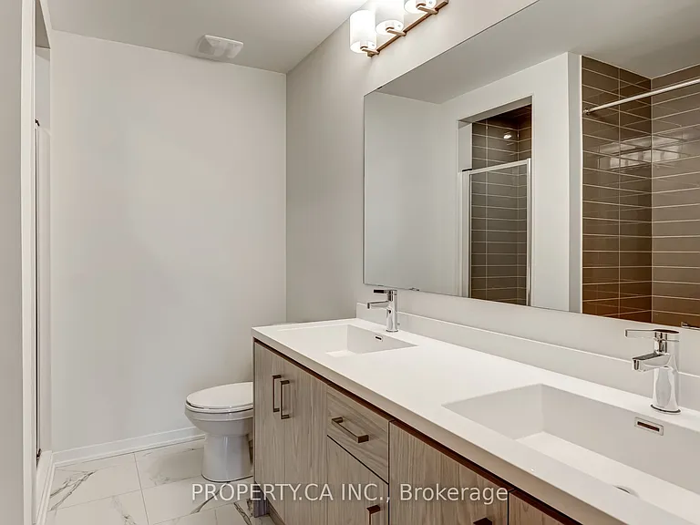 80 Honeycrisp Cres #Townhouse 377 — Photo 28