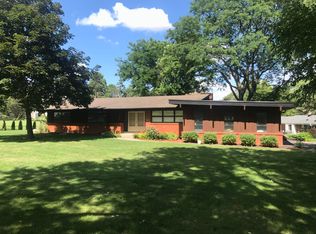 3440 Cherry Hill Dr, Brookfield, WI 53005