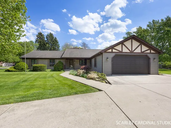 5S440 Beau Bien Blvd, Naperville, IL 60540