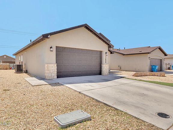 3rd image of 11608 Flor Achillea Dr