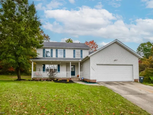 1351 Derbydale Rd, Akron, OH 44306