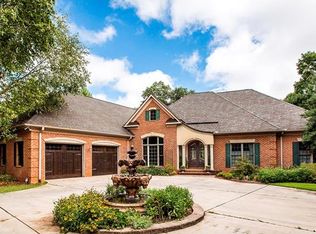 825 Pineview Lakes Rd, Chester, SC 29706