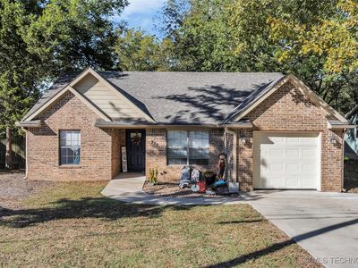 932 E Gardena St, Ada, OK, 74820