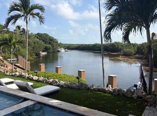 44 Cardinal Ln, Key Largo, FL 33037