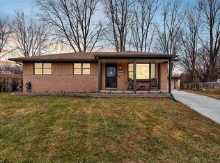 48363 Donahue Dr, Chesterfield, MI 48047