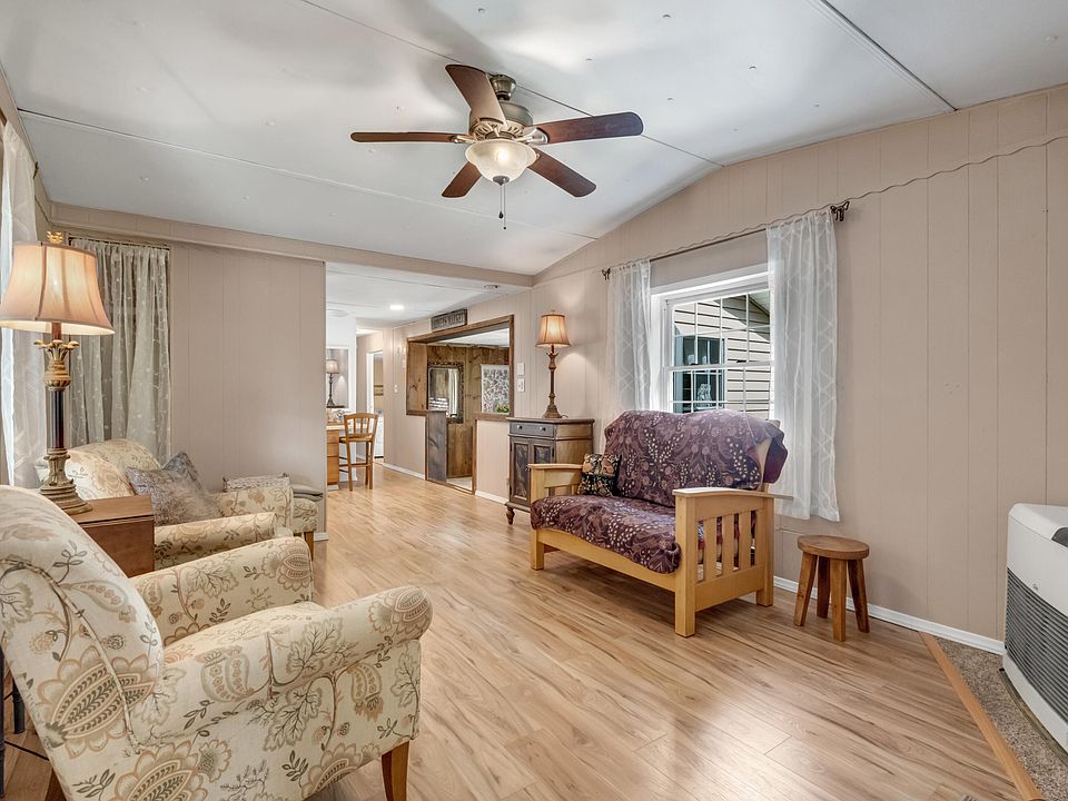 1st image of 88 Eaton Drive