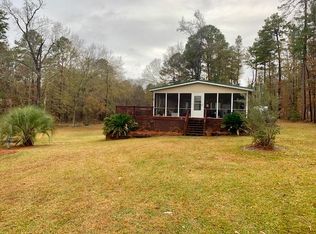 370 Possum Point Dr, Eatonton, GA 31024