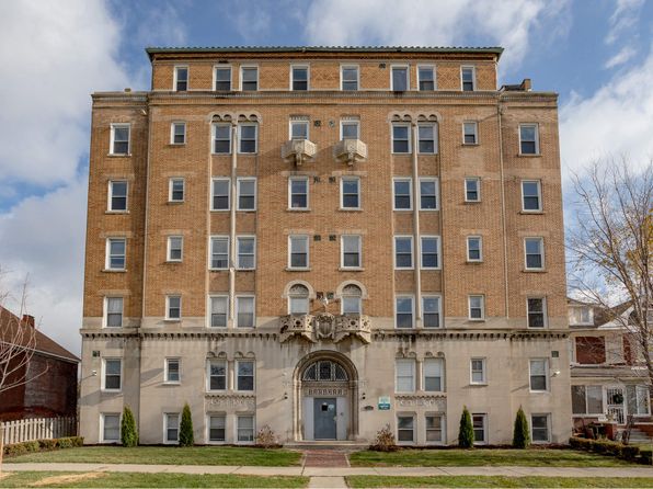512 W Grand Blvd #501