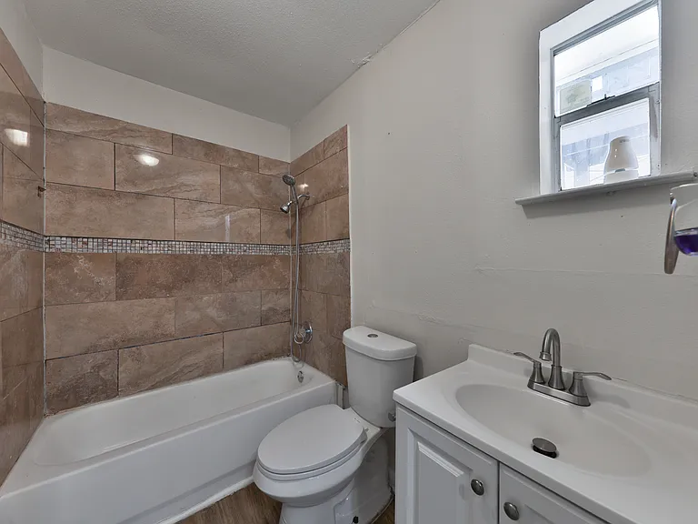 827 W Rosewood Ave #6 — Photo 9