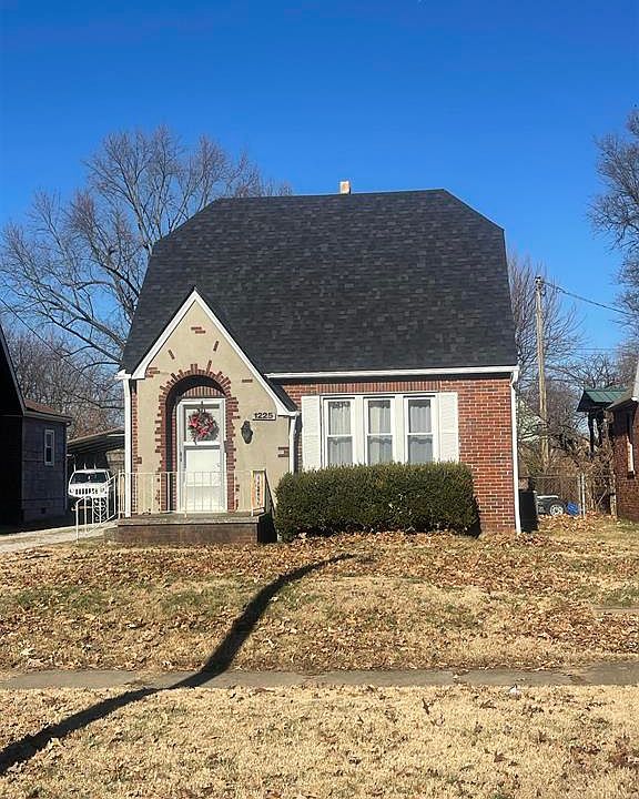 2nd image of 1225 W 12th St