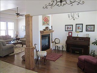 3rd image of 41 Lake Van Dr