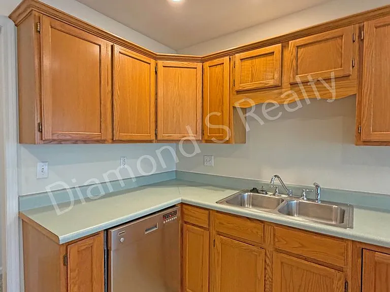 1285 W Bridgewood Pl — Photo 10